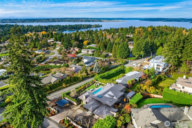 9600 NE 28th Street, Clyde Hill, WA 98004