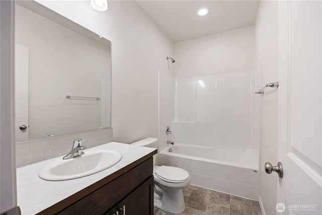 4241 W Wood Court, Moses Lake, WA 98837