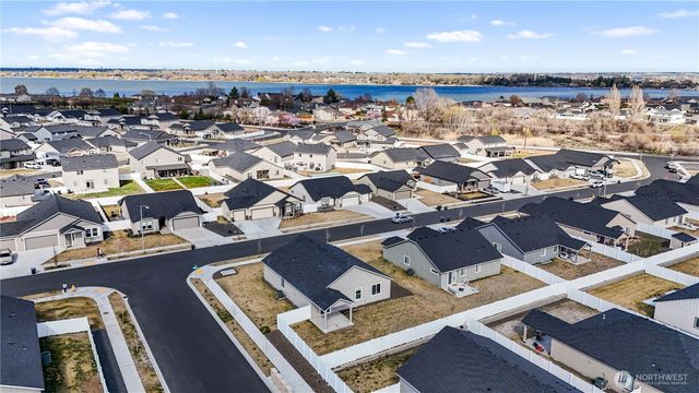 4241 W Wood Court, Moses Lake, WA 98837