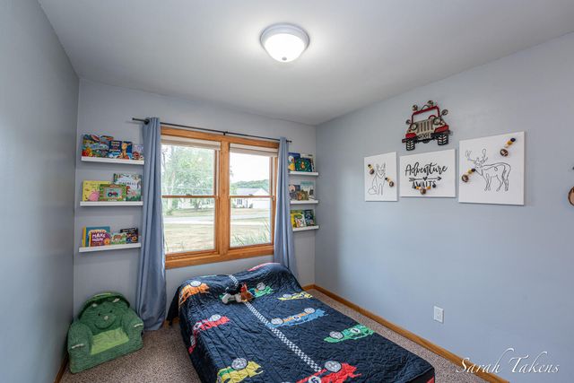 362 Broman Street Ne, Algoma Twp, MI 49345