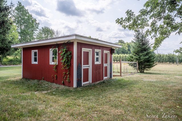 362 Broman Street Ne, Algoma Twp, MI 49345