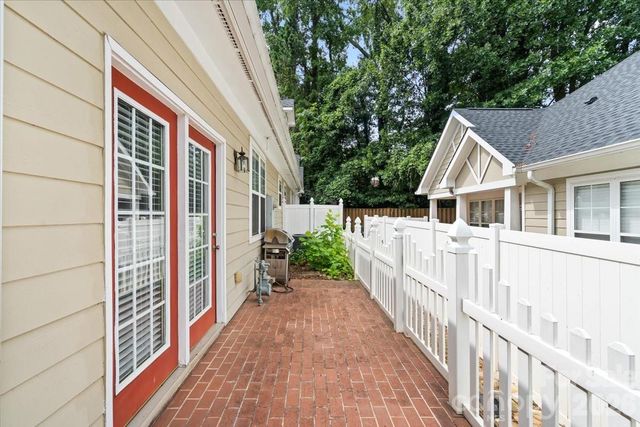 1106 Davant Lane, Charlotte, NC 28209