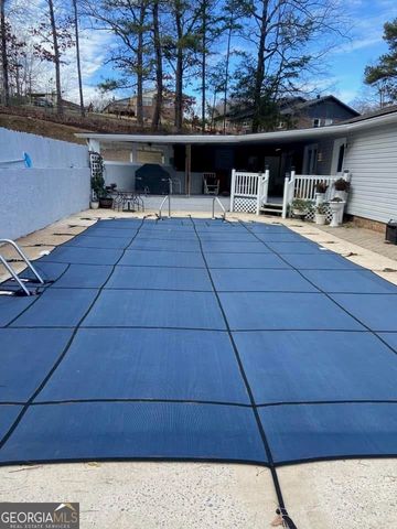 38 Lakeview Drive SE, Lindale, GA 30147