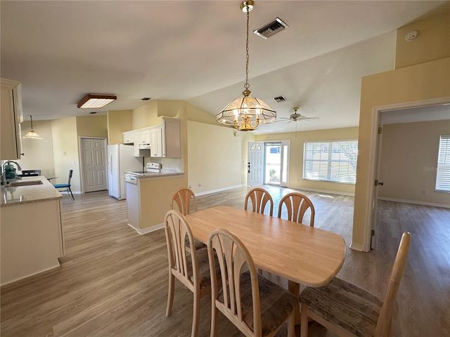 5261 SE 15TH AVE, Ocala, FL 34480