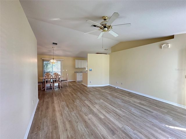 5261 SE 15TH AVE, Ocala, FL 34480