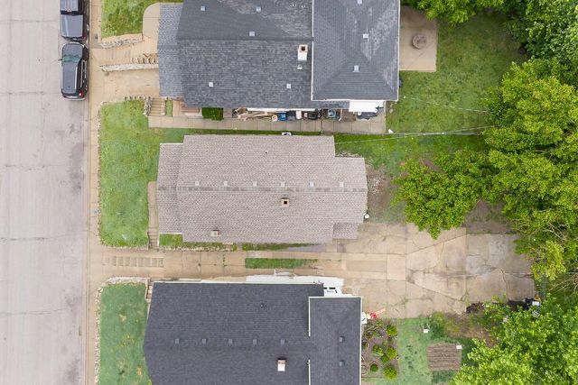 1912 Park Drive, Kansas City, KS 66102