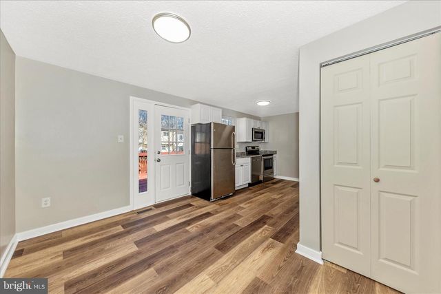 10400 APPLE RIDGE RD, Gaithersburg, MD 20886