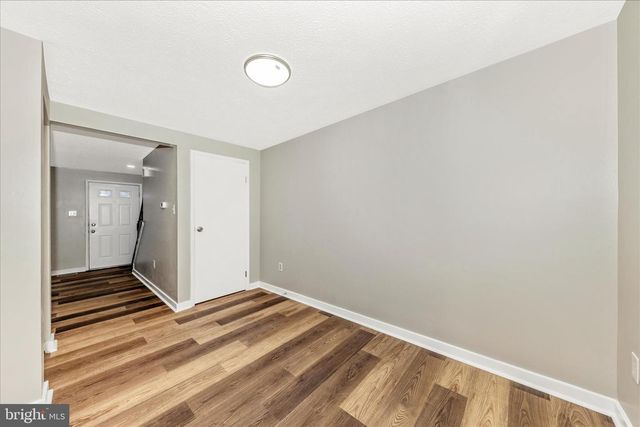 10400 APPLE RIDGE RD, Gaithersburg, MD 20886