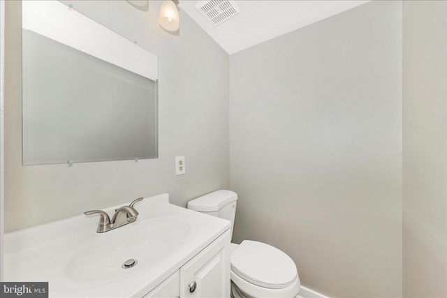 10400 APPLE RIDGE RD, Gaithersburg, MD 20886