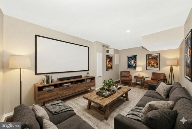 10400 APPLE RIDGE RD, Gaithersburg, MD 20886