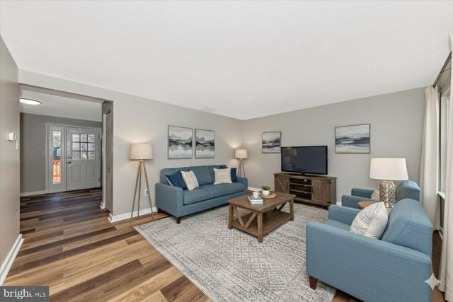 10400 APPLE RIDGE RD, Gaithersburg, MD 20886