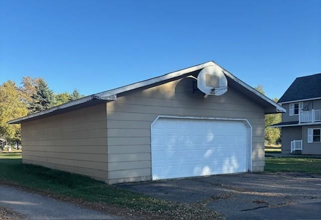 304 S 2nd Street, Royalton, MN 56373
