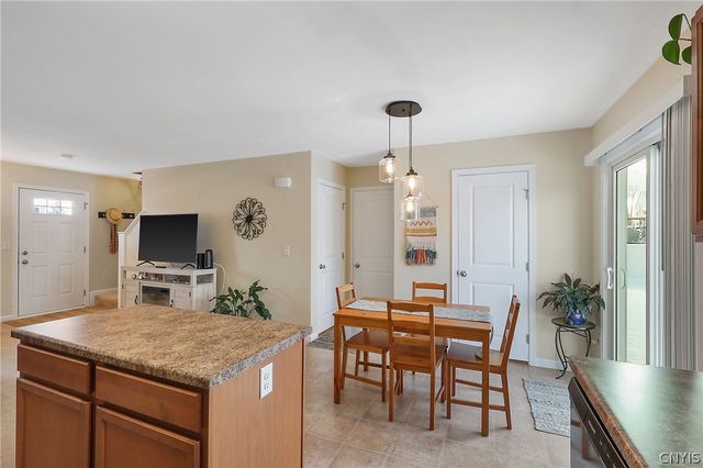 8625 Alizarin Avenue, Cicero, NY 13039