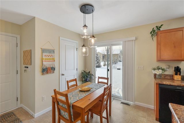 8625 Alizarin Avenue, Cicero, NY 13039