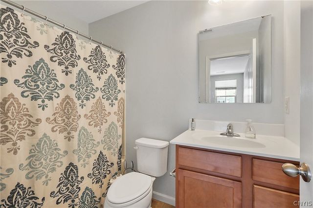 8625 Alizarin Avenue, Cicero, NY 13039