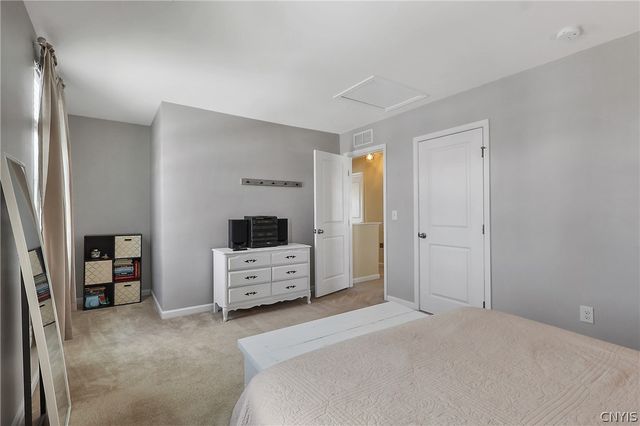 8625 Alizarin Avenue, Cicero, NY 13039