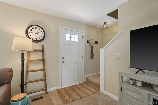 8625 Alizarin Avenue, Cicero, NY 13039