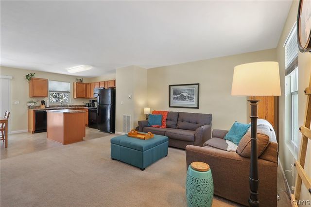 8625 Alizarin Avenue, Cicero, NY 13039