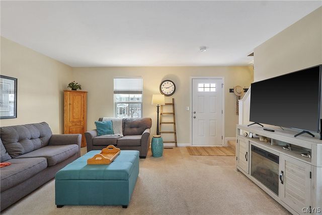 8625 Alizarin Avenue, Cicero, NY 13039