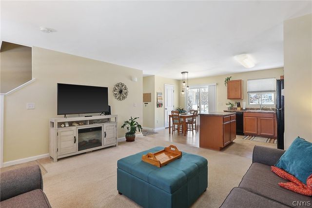 8625 Alizarin Avenue, Cicero, NY 13039