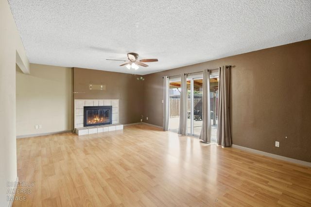 200 DREXEL Ave, Turlock, CA 95382