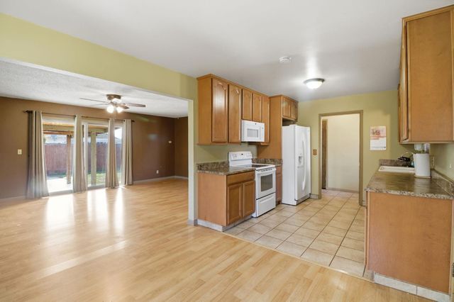 200 DREXEL Ave, Turlock, CA 95382