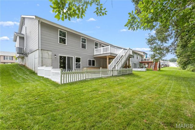 321 Touchdown Drive, Foristell, MO 63348