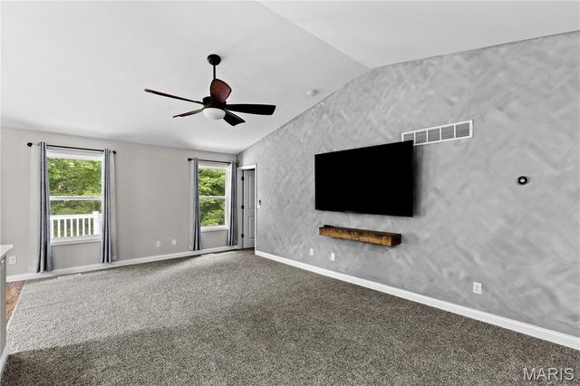 321 Touchdown Drive, Foristell, MO 63348