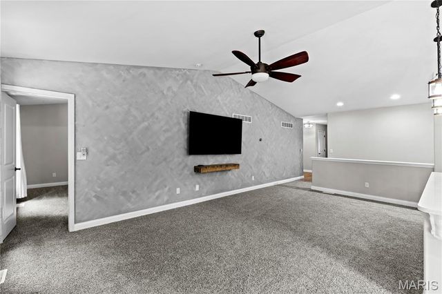 321 Touchdown Drive, Foristell, MO 63348