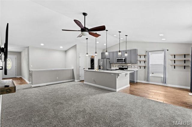 321 Touchdown Drive, Foristell, MO 63348