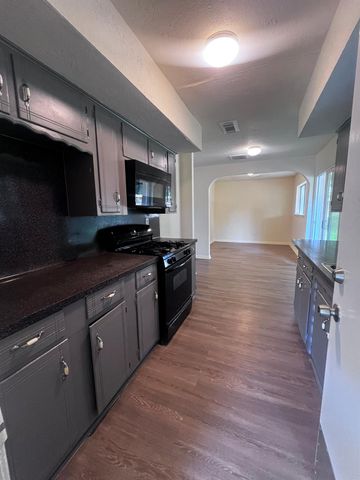 414 Branding Iron Lane, Houston, TX 77060