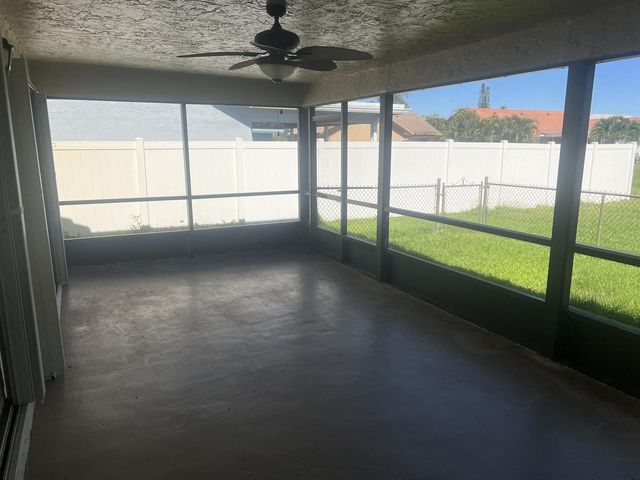 6039 Sunberry Circle, Boynton Beach, FL 33437