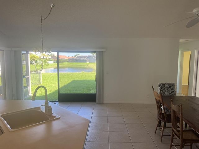 6039 Sunberry Circle, Boynton Beach, FL 33437
