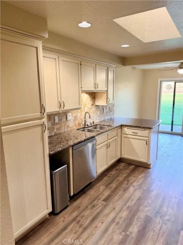 38441 Oaktree Loop, Murrieta, CA 92562