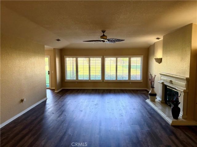 38441 Oaktree Loop, Murrieta, CA 92562