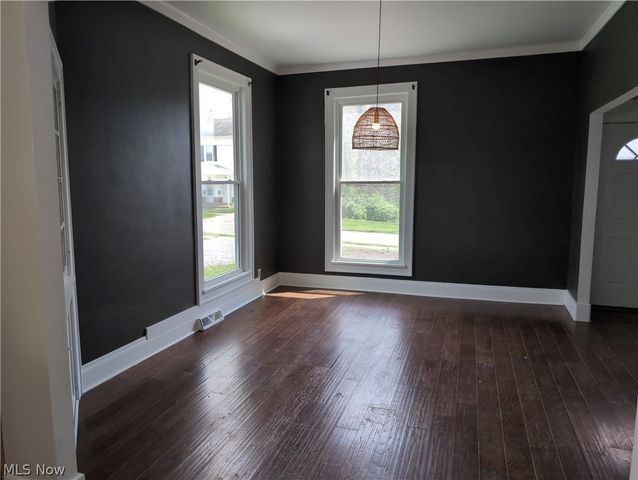 8217 Park Avenue, Garrettsville, OH 44231
