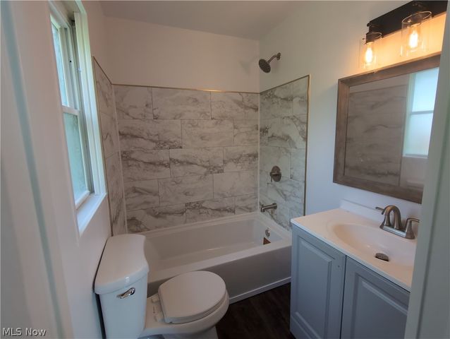 8217 Park Avenue, Garrettsville, OH 44231