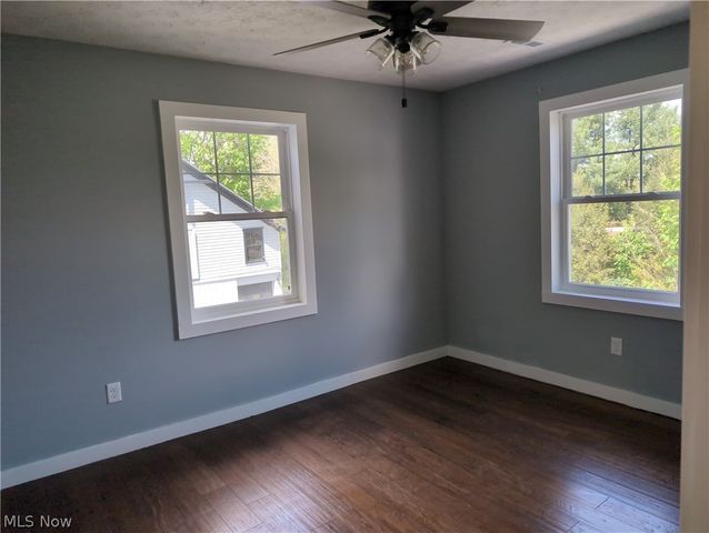 8217 Park Avenue, Garrettsville, OH 44231