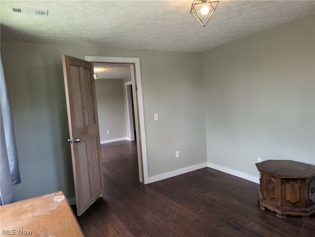 8217 Park Avenue, Garrettsville, OH 44231
