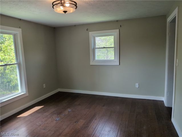 8217 Park Avenue, Garrettsville, OH 44231