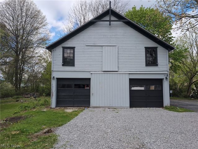 8217 Park Avenue, Garrettsville, OH 44231