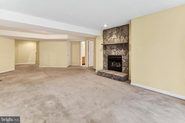 21321 SMALL BRANCH PL, Broadlands, VA 20148