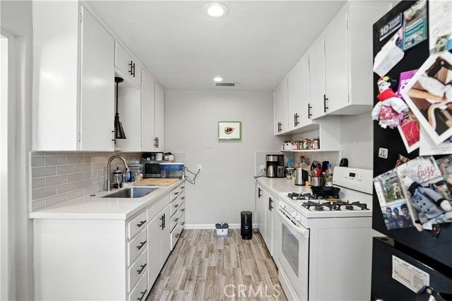 3719 Jurupa Avenue, Riverside, CA 92506