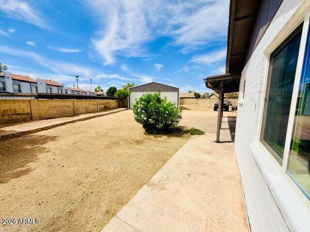3164 W MEADOW Drive, Phoenix, AZ 85053