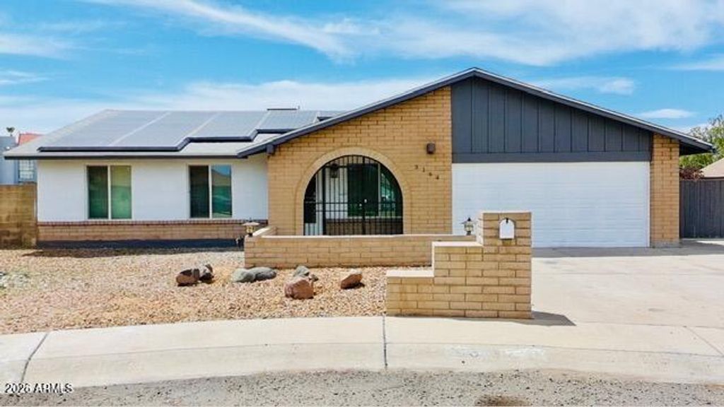 3164 W MEADOW Drive, Phoenix, AZ 85053
