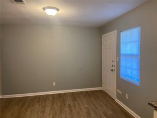 410 Thorndale RD C, Taylor, TX 76574