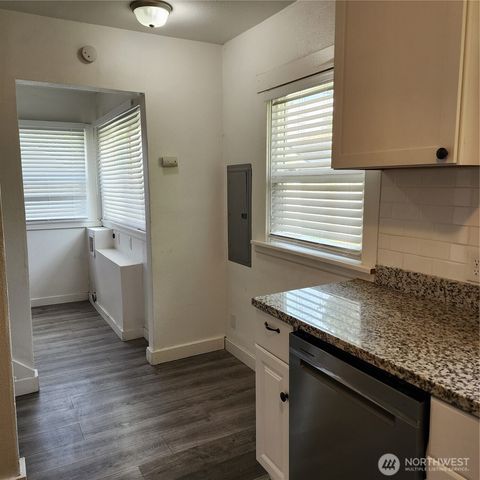 705 E 54th Street, Tacoma, WA 98404