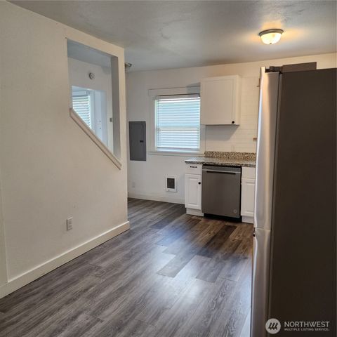 705 E 54th Street, Tacoma, WA 98404