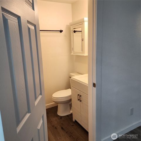 705 E 54th Street, Tacoma, WA 98404