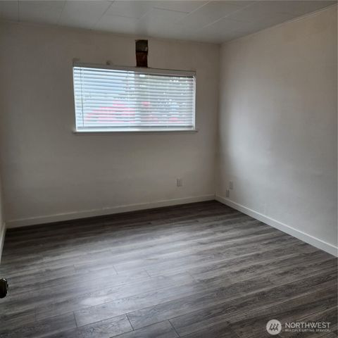 705 E 54th Street, Tacoma, WA 98404